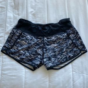 Lululemon 4'' Speed Up Mid Rise Shorts